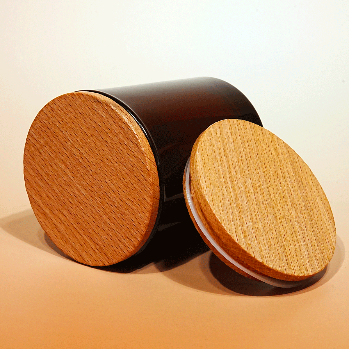 Beech wood lid - 67 mm diameter