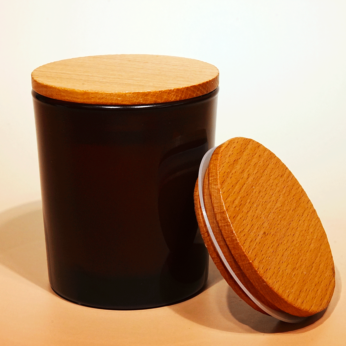 Beech wood lid - 67 mm diameter